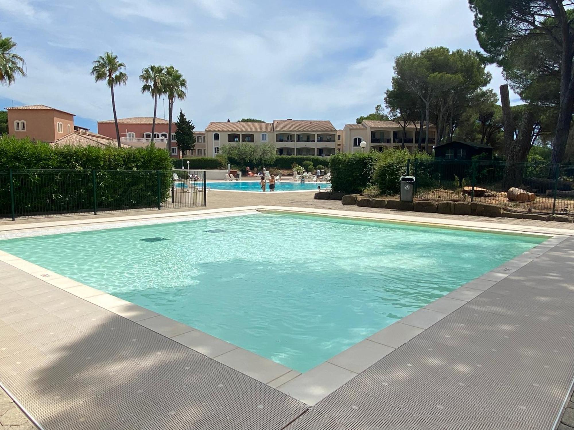 Apartment Cote Pinede 1